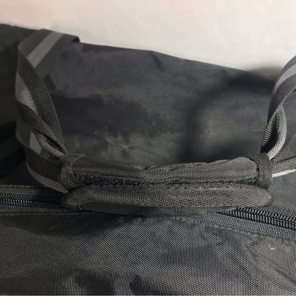 Eddie Bauer XL Black Duffel Bag - Picture 15 of 15